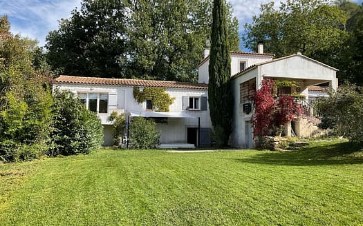 Rare à la vente – Charme, volumes et sérénité – Villa d’exception à La Bouilladisse